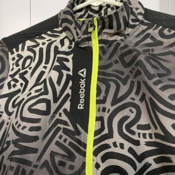 Reebok Speedwick Reflective Windbreaker Jacket Women’s Medium – Neon Zip - Picture 5 of 14